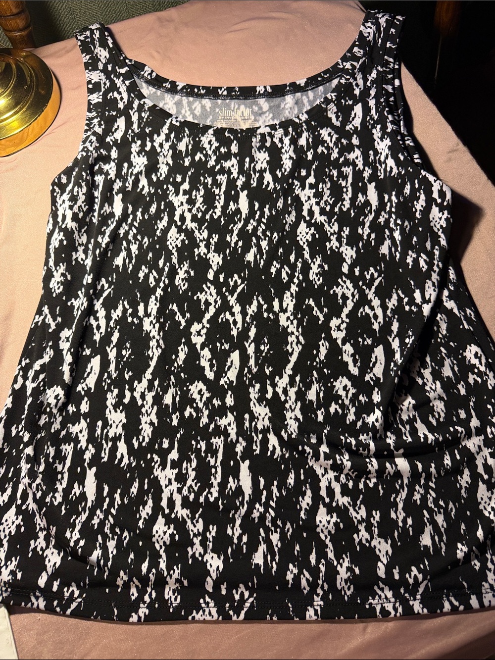Investments Black and White Abstract Scoop Neck Tank